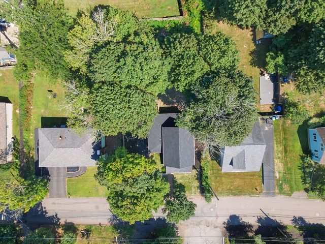 146A W Division St, Braintree, MA 02184