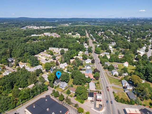 146A W Division St, Braintree, MA 02184