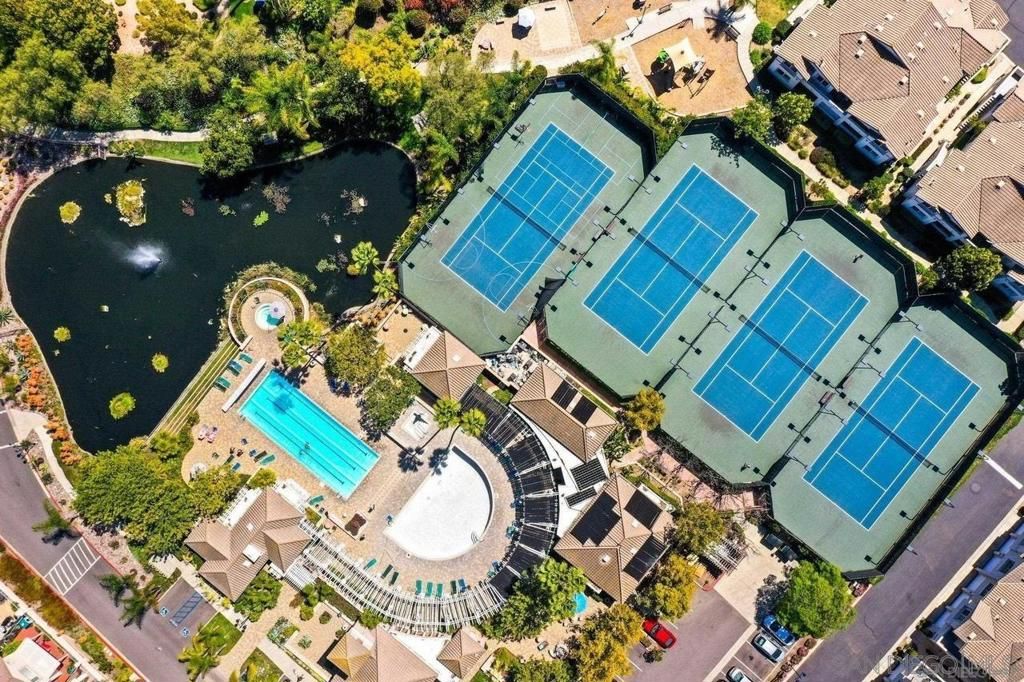 Image 25 of property listing at 18754 Caminito Pasadero, San Diego, CA 92128