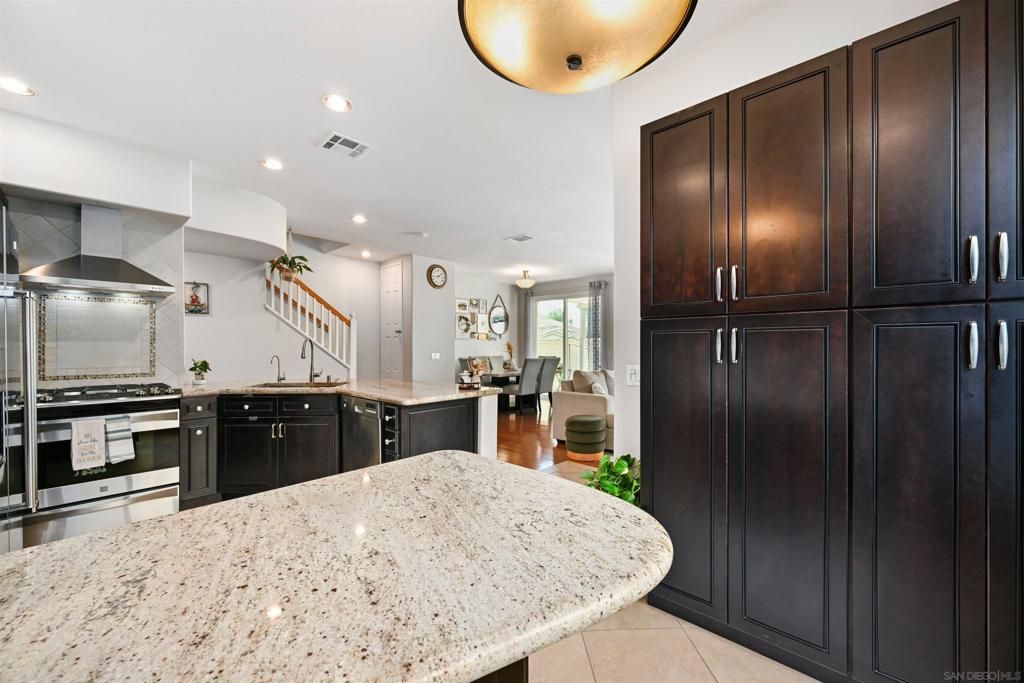 Image 9 of property listing at 18754 Caminito Pasadero, San Diego, CA 92128