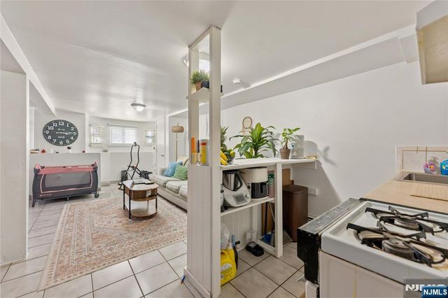 1404 Bergenline Avenue, Union City, NJ 07087