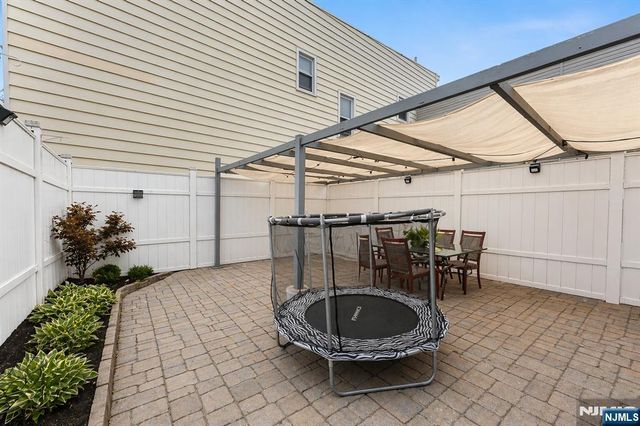 1404 Bergenline Avenue, Union City, NJ 07087