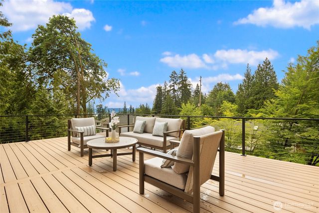 4210 163rd Avenue SE, Bellevue, WA 98006