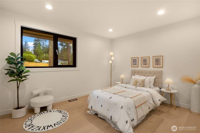 4210 163rd Avenue SE, Bellevue, WA 98006