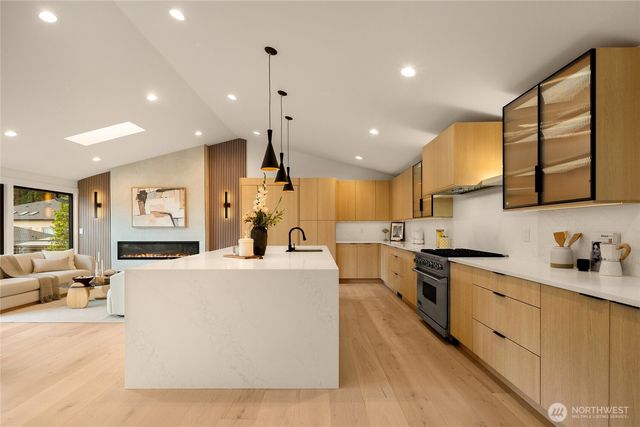 4210 163rd Avenue SE, Bellevue, WA 98006