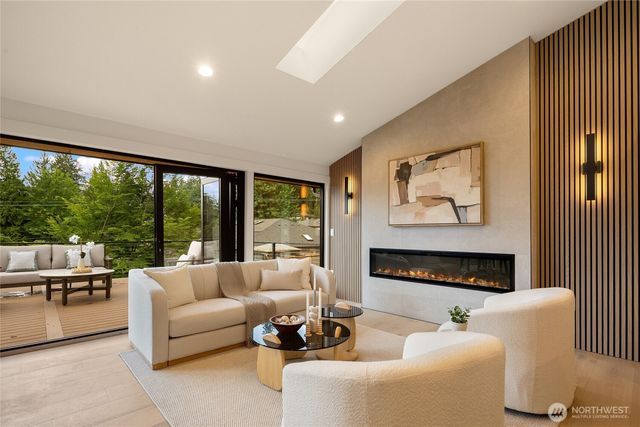 4210 163rd Avenue SE, Bellevue, WA 98006