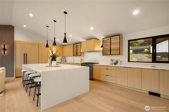 4210 163rd Avenue SE, Bellevue, WA 98006