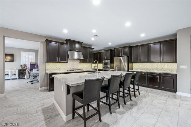905 Silent Sunset Avenue, North Las Vegas, NV 89084