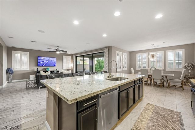 905 Silent Sunset Avenue, North Las Vegas, NV 89084