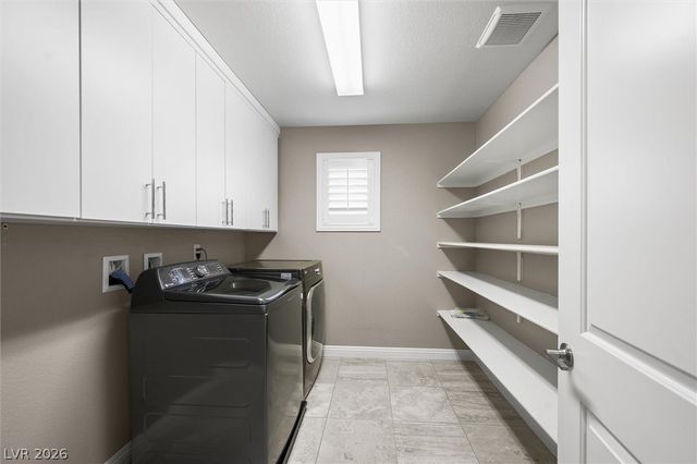 905 Silent Sunset Avenue, North Las Vegas, NV 89084