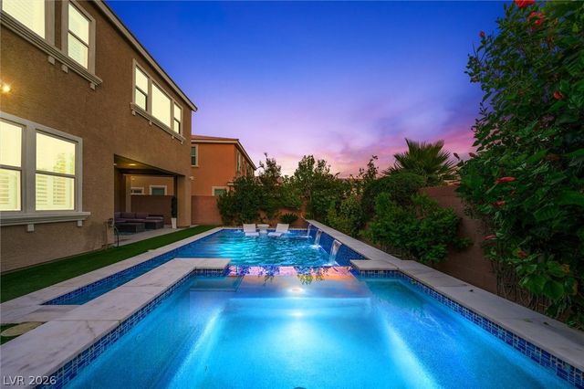 905 Silent Sunset Avenue, North Las Vegas, NV 89084