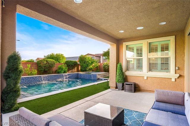 905 Silent Sunset Avenue, North Las Vegas, NV 89084