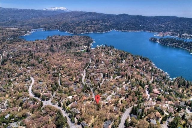 27998 W Shore, Lake Arrowhead, CA 92352