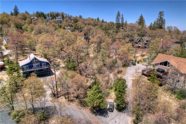 27998 W Shore, Lake Arrowhead, CA 92352
