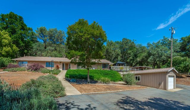 1725 Lone Pine Rd, Shingle Springs, CA 95682