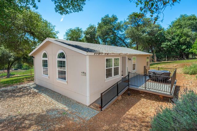 1725 Lone Pine Rd, Shingle Springs, CA 95682