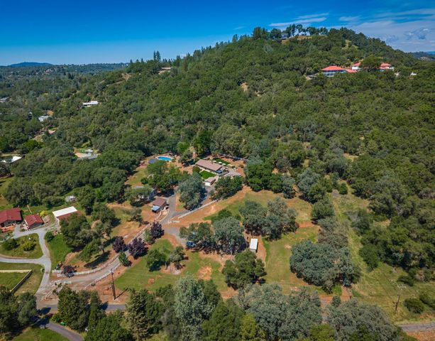 1725 Lone Pine Rd, Shingle Springs, CA 95682