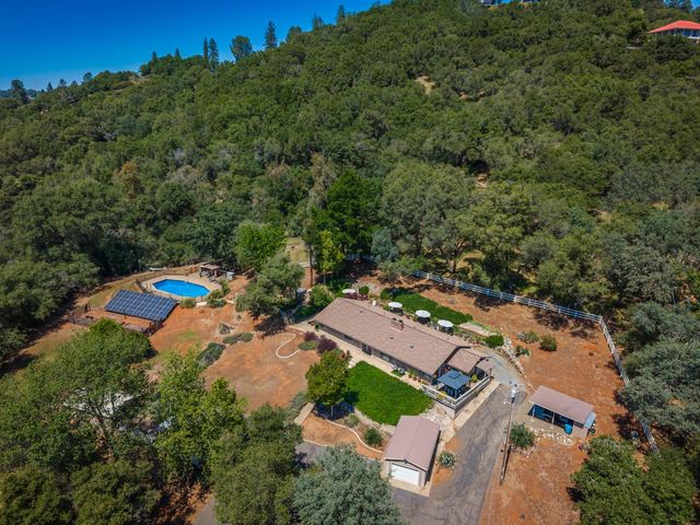 1725 Lone Pine Rd, Shingle Springs, CA 95682