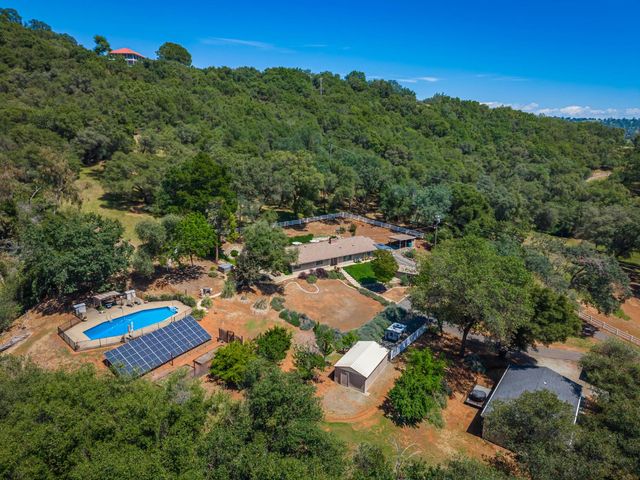 1725 Lone Pine Rd, Shingle Springs, CA 95682
