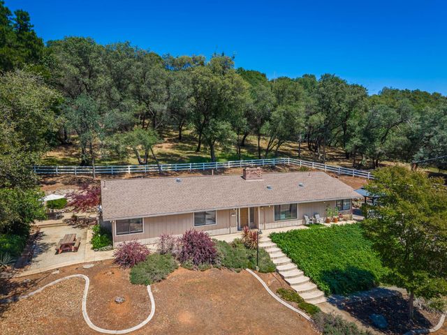 1725 Lone Pine Rd, Shingle Springs, CA 95682