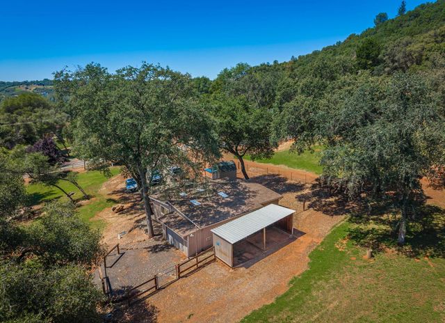 1725 Lone Pine Rd, Shingle Springs, CA 95682
