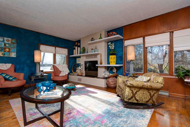 2101 S Glendale Avenue, Springfield, MO 65804