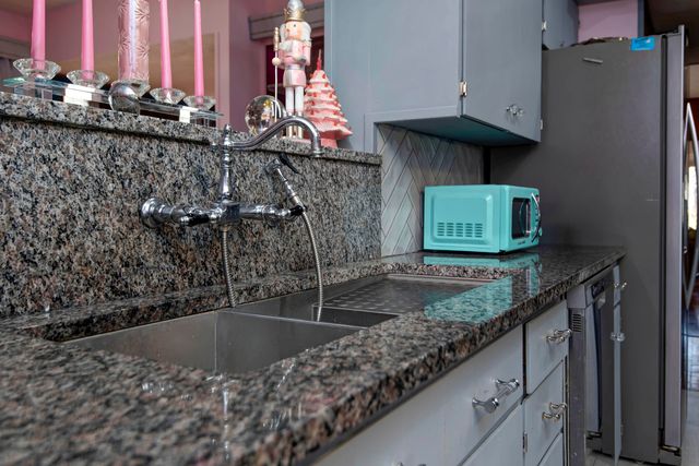 2101 S Glendale Avenue, Springfield, MO 65804