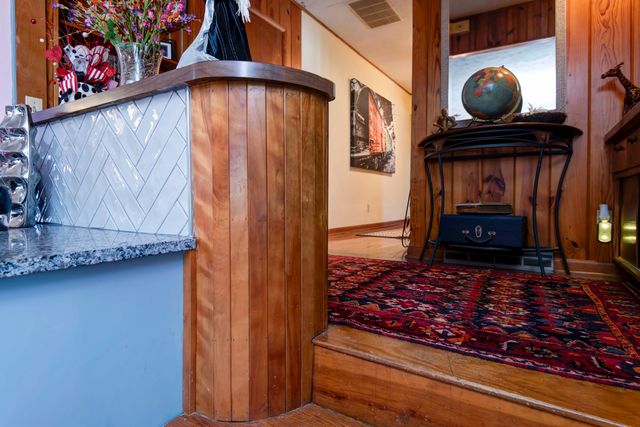 2101 S Glendale Avenue, Springfield, MO 65804