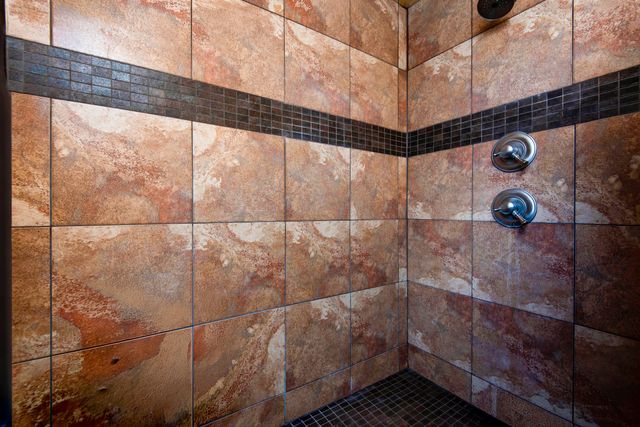 2101 S Glendale Avenue, Springfield, MO 65804