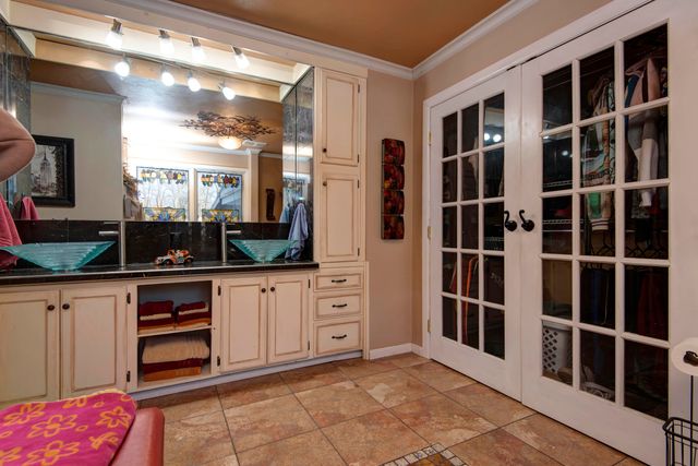 2101 S Glendale Avenue, Springfield, MO 65804