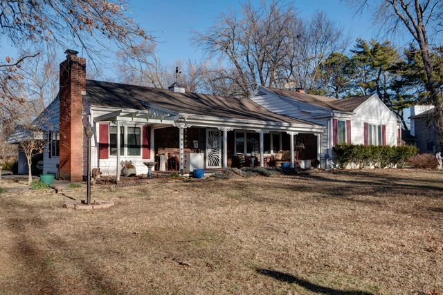 2101 S Glendale Avenue, Springfield, MO 65804