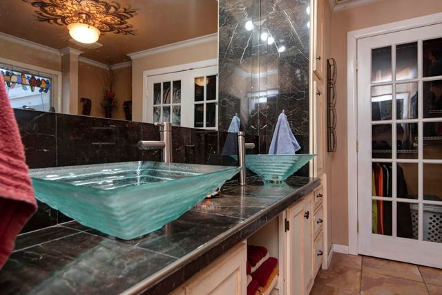 2101 S Glendale Avenue, Springfield, MO 65804