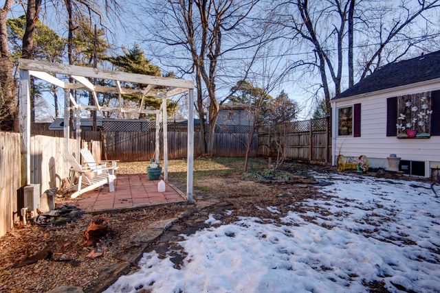 2101 S Glendale Avenue, Springfield, MO 65804