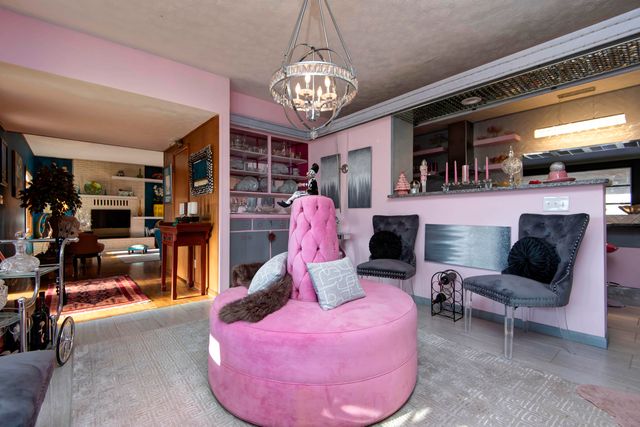 2101 S Glendale Avenue, Springfield, MO 65804