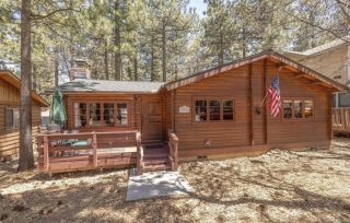 331 Maple Lane, Sugarloaf, CA 92386