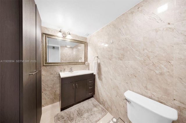 9381 E Bay Harbor Dr 504N, Bay Harbor Islands, FL 33154