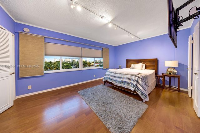 9381 E Bay Harbor Dr 504N, Bay Harbor Islands, FL 33154