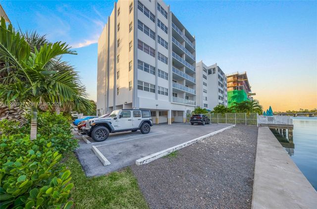 9381 E Bay Harbor Dr 504N, Bay Harbor Islands, FL 33154