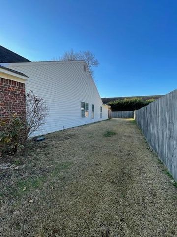 120 Kendallwood Court, Aiken, SC 29803