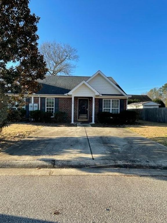 120 Kendallwood Court, Aiken, SC 29803