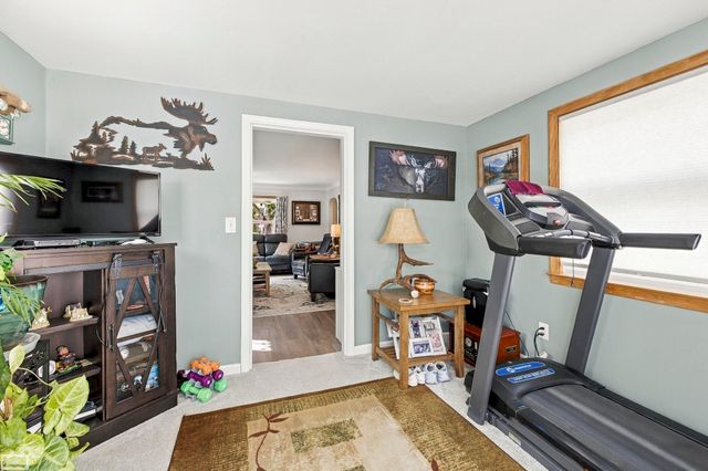 145 Lodewyck Avenue, Mount Clemens, MI 48043