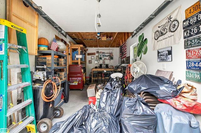 145 Lodewyck Avenue, Mount Clemens, MI 48043