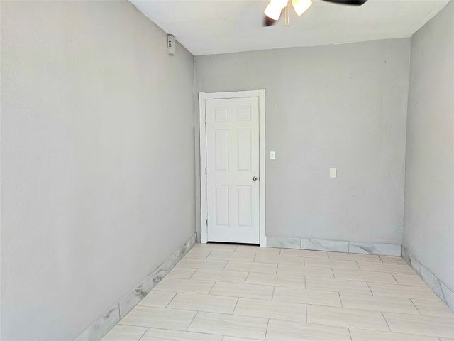 532 Bayshore Drive, La Porte, TX 77571