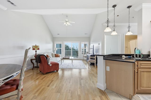 1984 Folly Road Apt B310, Charleston, SC 29412