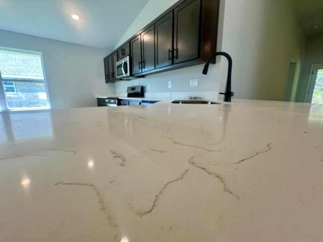 5283 Hidden Pines Circle, Milton, FL 32583