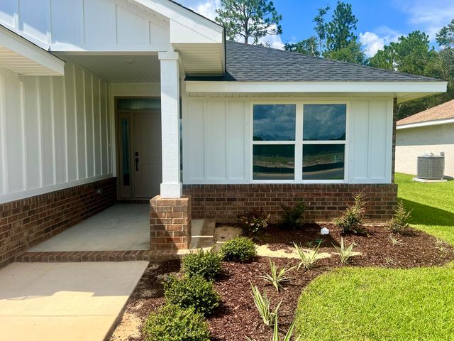 5283 Hidden Pines Circle, Milton, FL 32583