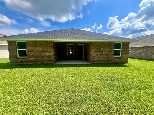 5283 Hidden Pines Circle, Milton, FL 32583