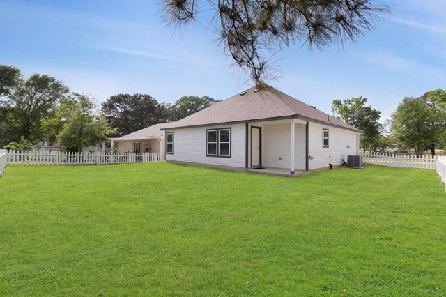 299 Red Clover, Livingston, TX 77351