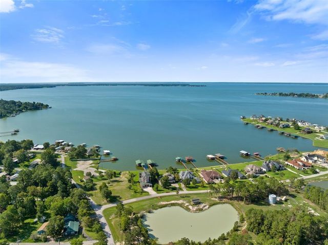 299 Red Clover, Livingston, TX 77351