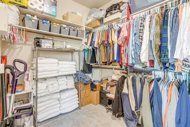 729 Franklin Drive, Joshua, TX 76058